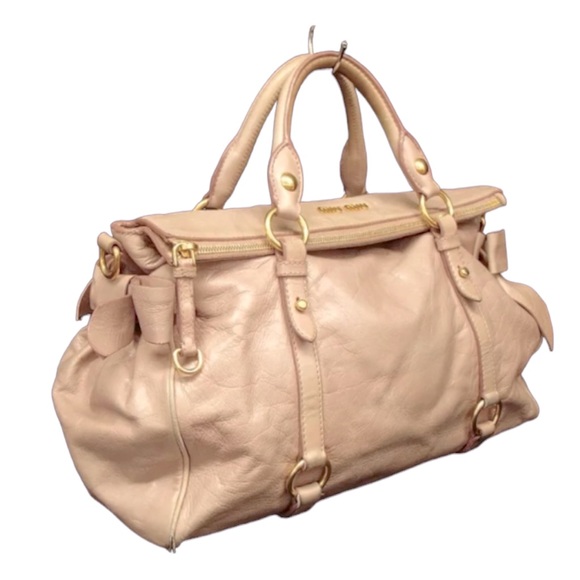 ✨HP✨AUTH MIUMIU PINK Pale Bow Vitello Lux Leather Bag M - Picture 2 of 12